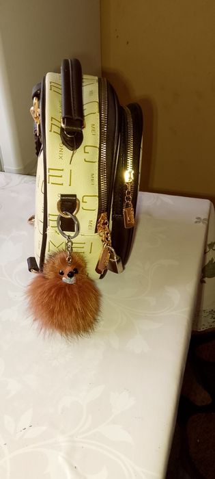 Рюкзачек новый очень удобный