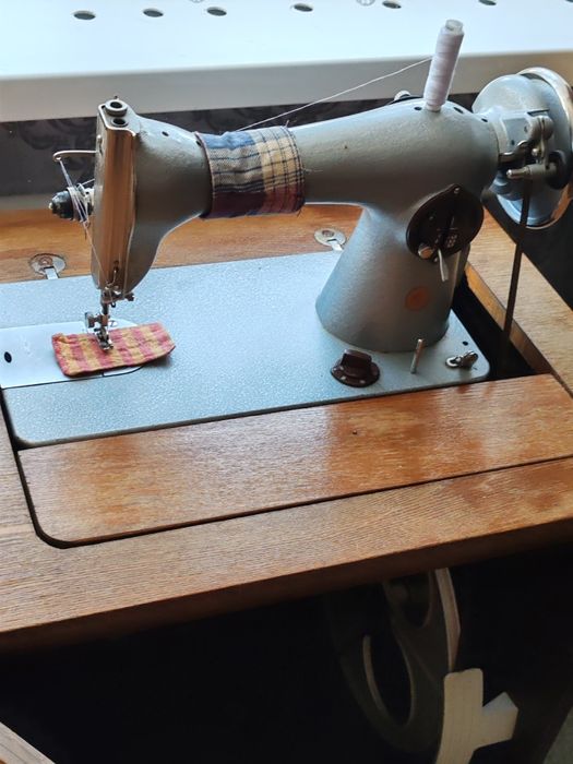 Швейная машинка.