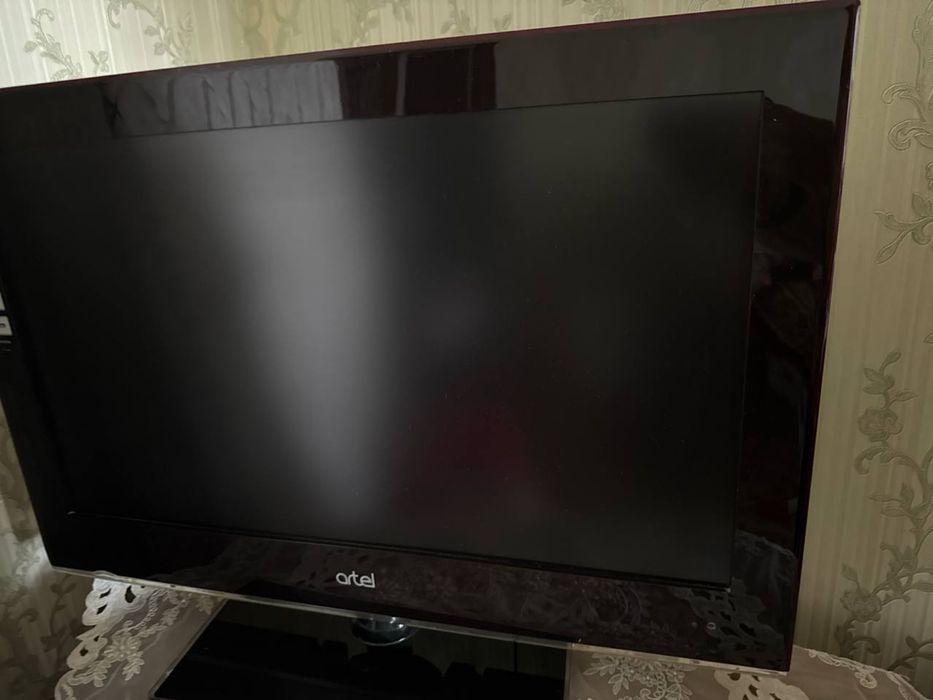 Artel ARTLCD726/32 32″ LCD TV, dekoder bn mos