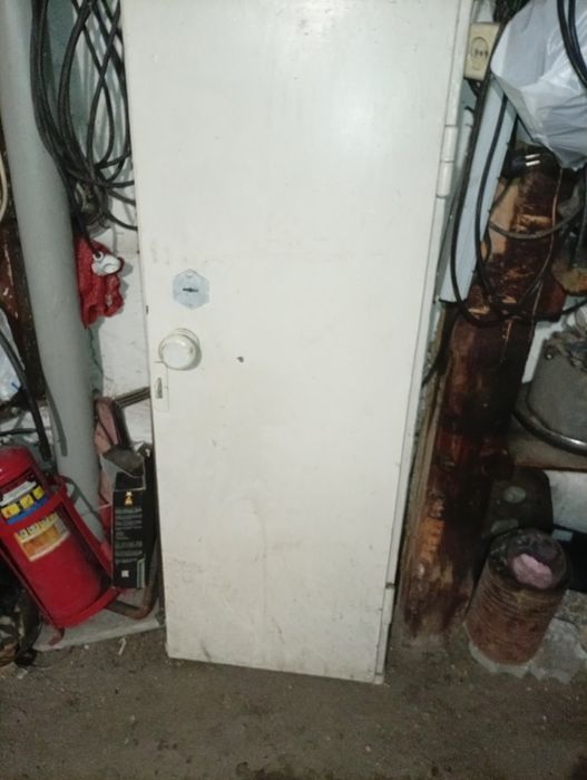 Продам Сейф в хорошем состоянии