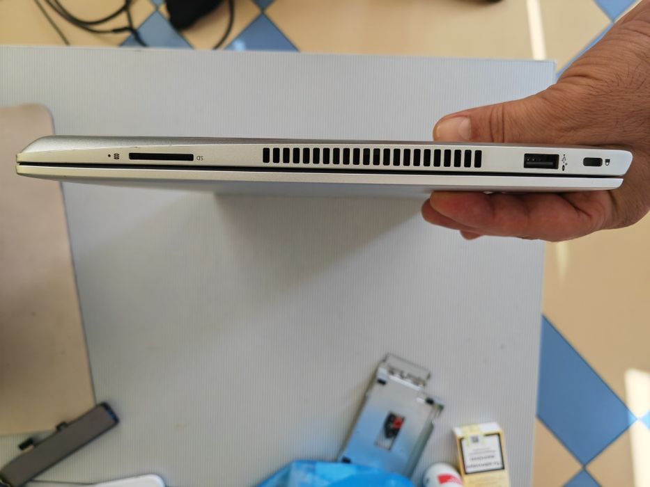 HP ProBook 440 G6, i5-8265U, 16GB DDR4,256 NVMe SSD, 14" IPS Full HD 1920x1080
