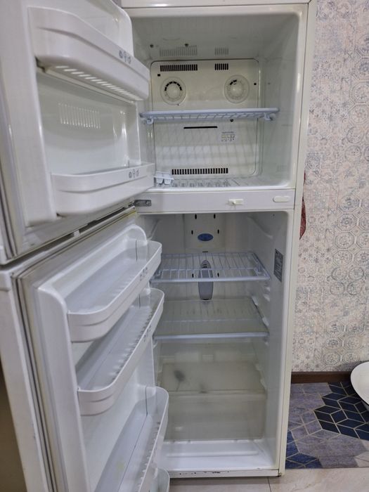 Продаётся холодильник