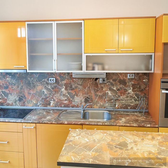 Дава се под наем Четиристаен апартамент в Пловдив, Център - 100 кв.м за 509.49 € - Снимка #1