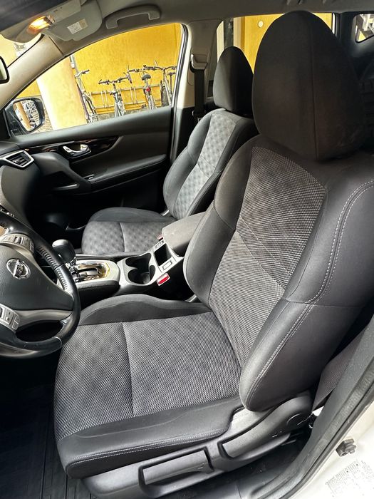 Nissan Qashqai 1.6 dCi 130 CP | Automată Xtronic | N-Connecta | Cameră 360° | 2017