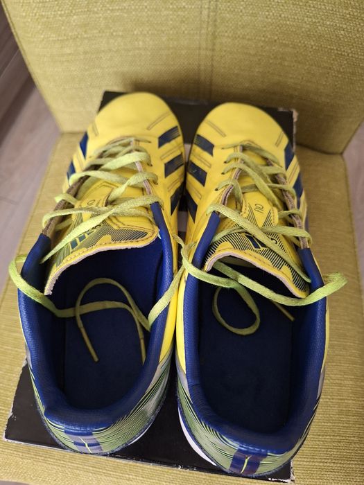 Vând Adidas F10 Pantofi fotbal