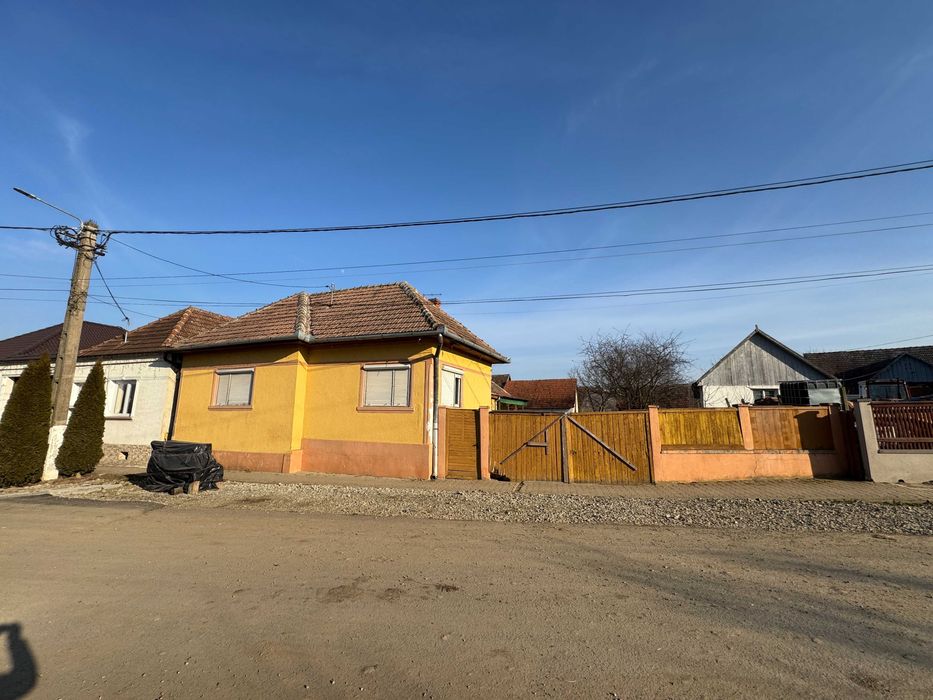 Casa cu teren 8150 mp intabulat si cadastrat
