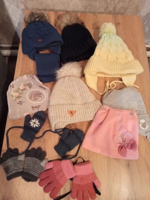 Детские шапочки, 1-2 года, продам