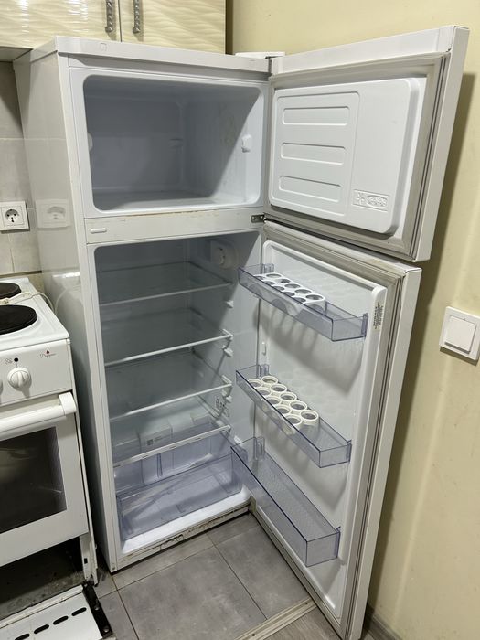 Продам холодилтник beko