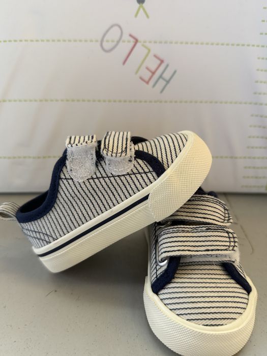 Лот пролетно летни бебешки дрехи