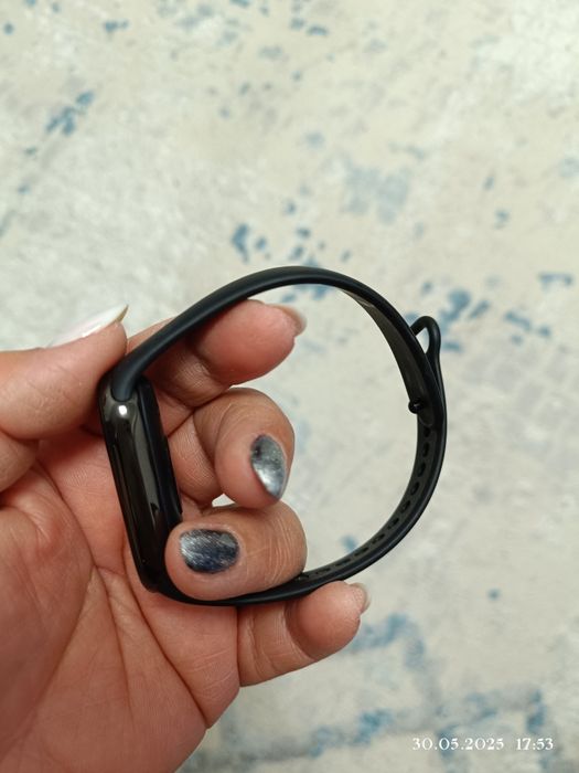 Продам часы Мбэнд 8