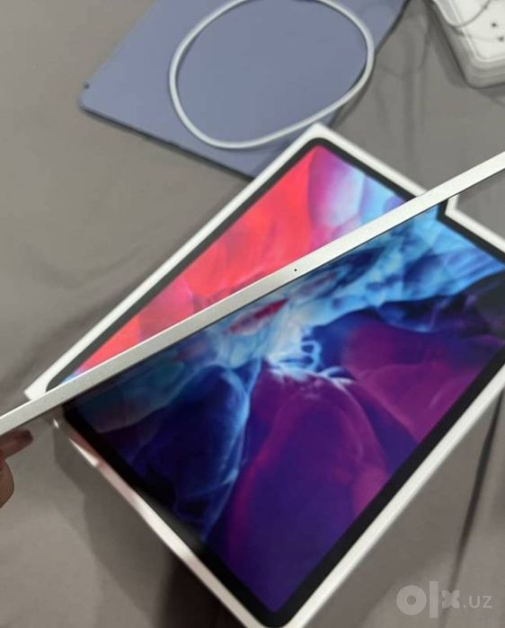 Apple iPad Pro 12.9" 128GB Silver