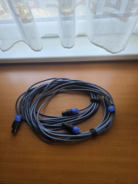 Cabluri DMX profesional Devine cu conectori Neutrik - 3 pini