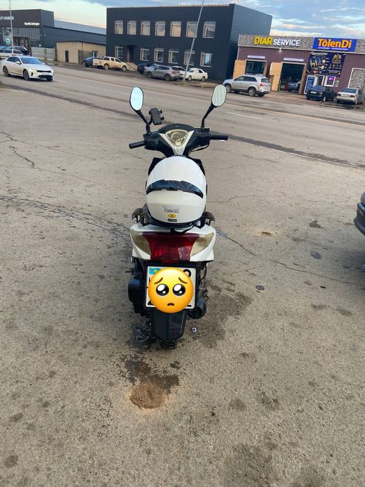 Продам M8 торг есть