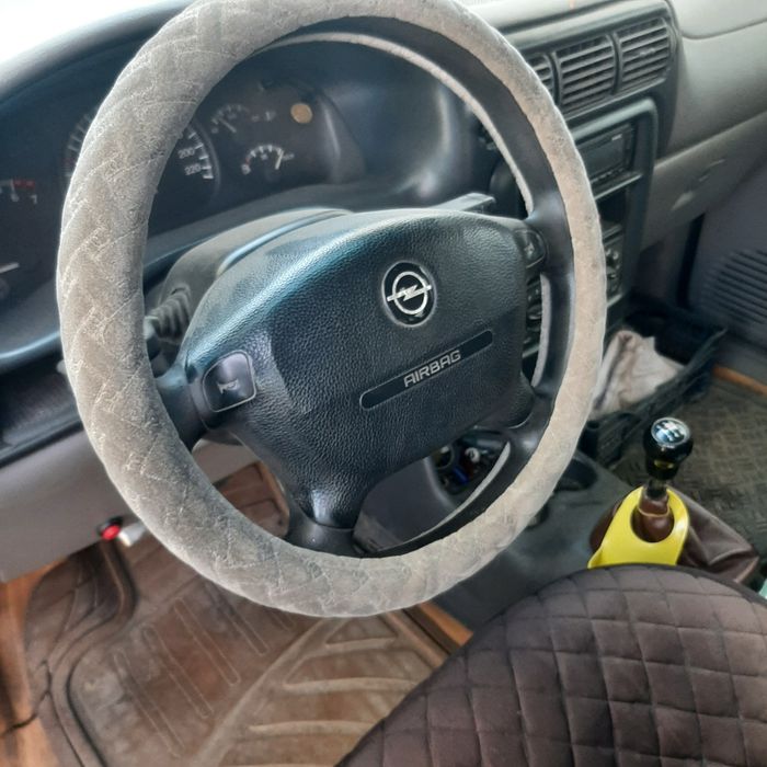 Продам опель синтра