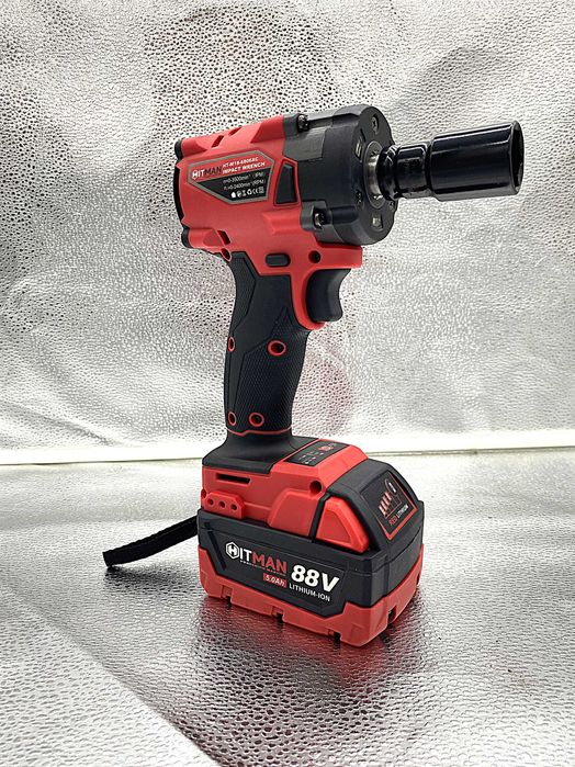 Cheie impact Hitman 88V, 950 Nm, 2x baterii incluse!