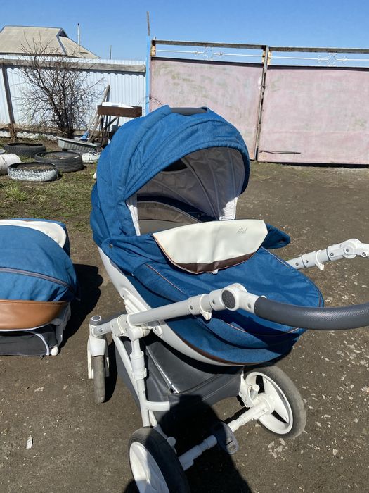 Продам детскую коляску