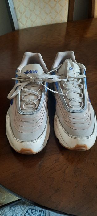 Продам кроссовки мужские