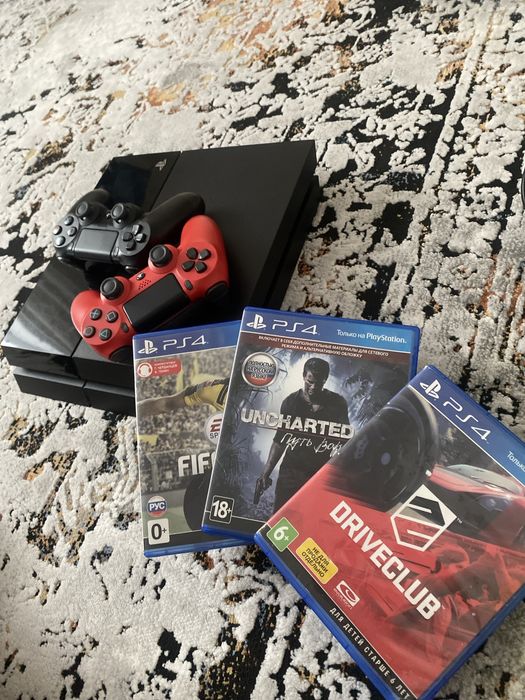 Playstation 4 игровая приставка