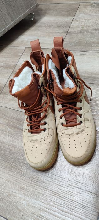 Vând Nike Air SFAF1