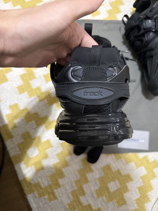 Balenciaga Track – малко носени, изцяло черни, №45