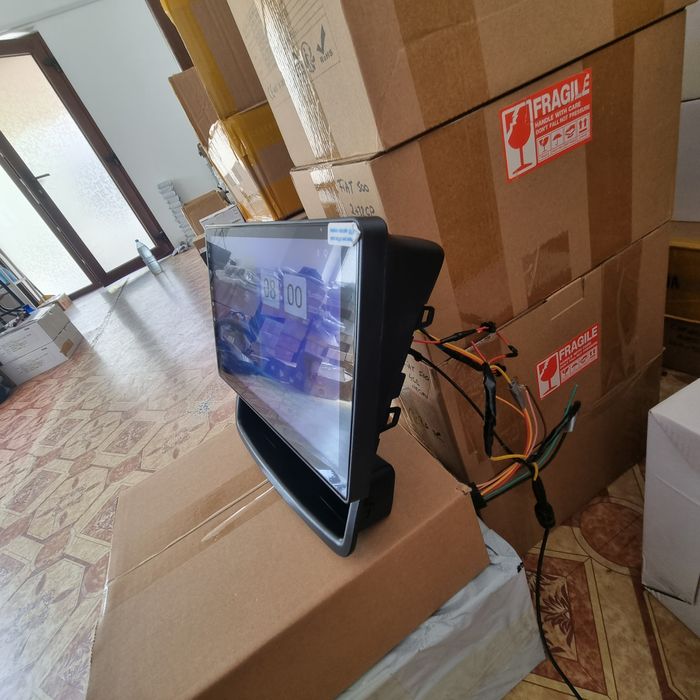 Navigatie android Renault Traffic  Waze Youtube