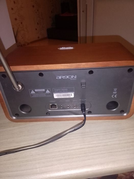 Vând radio internet