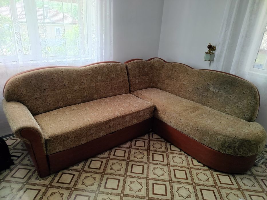Colțar extensibil cu ladã de depozitare, 2.5 m x 2 m