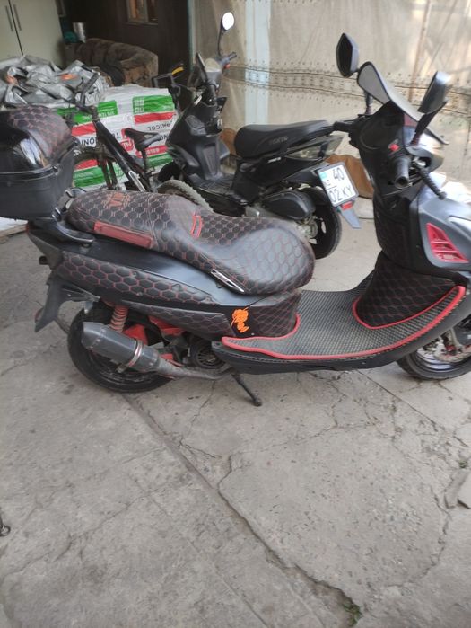 Продам два мопеда