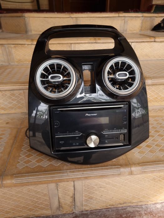 Pioneer 505 ramkasi bilan