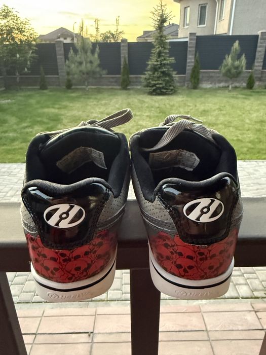 Кроссовки с колесиками Heelys (оригинал)
