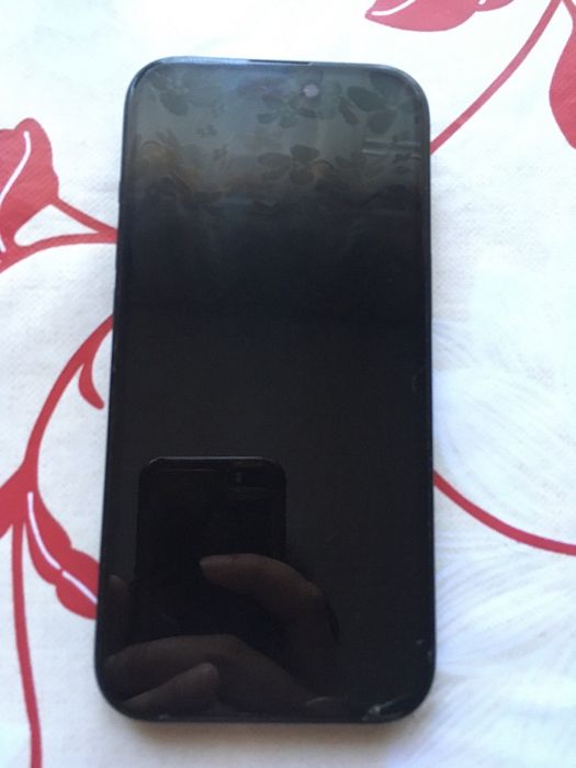 Продам Айфон 15 на 128ГБ