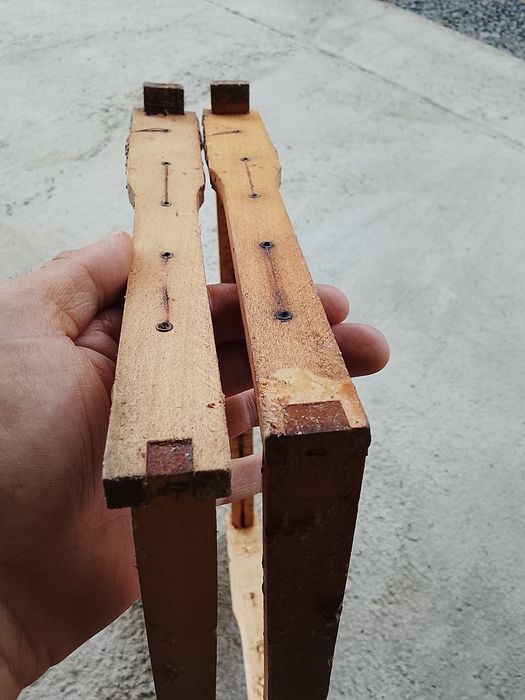 Vând rame 1/1capsate