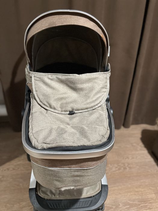 Продам  коляску