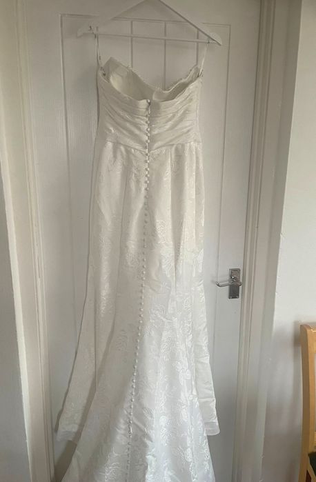 Новое свадебное платье