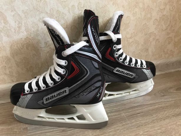 Хоккейные коньки Bauer Vapor x 30