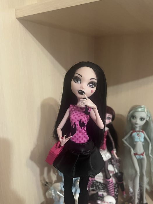 монстер хай дракулаура