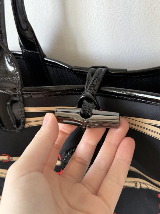 Geanta Longchamp Roseau Reversible 2 in 1 piele lacuita