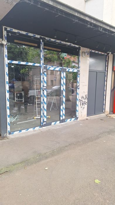 Execuție tâmplărie pvc cu geam termopan la comandă!