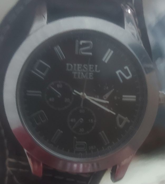 Часы Diesel Time на широком ремешке (под ремонт) (есть торг!)
Цена: 2