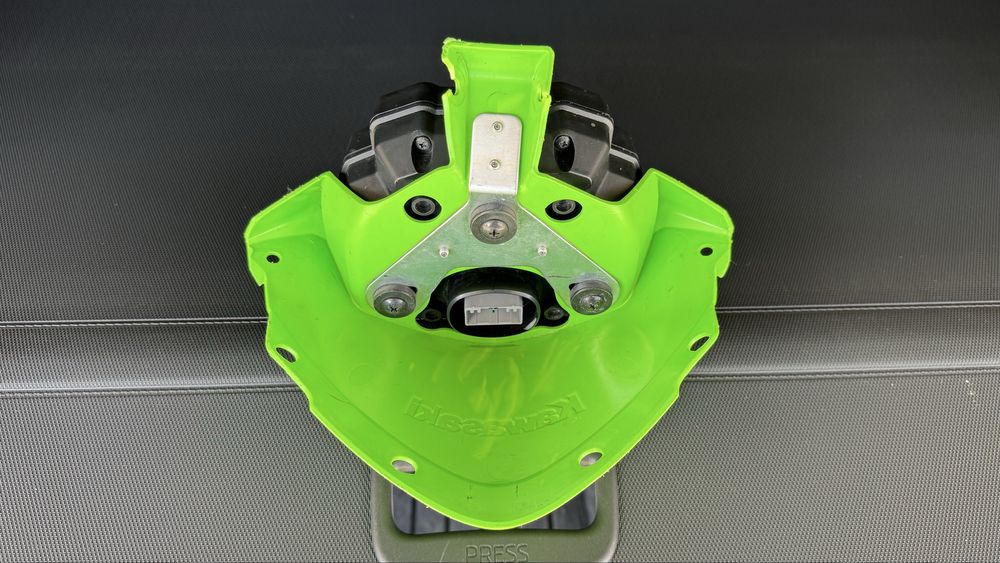 Кавазаки Zx10R табло/циферблат/оборотомер