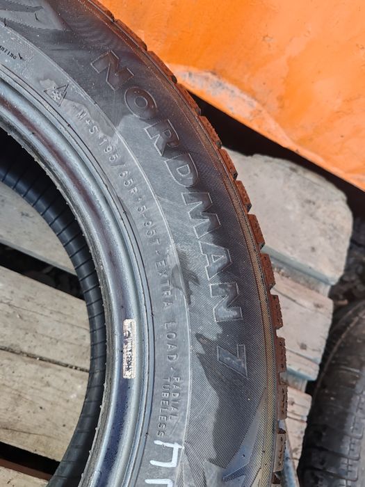 Продам шины зимние