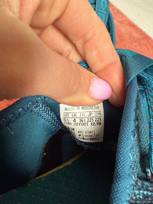Adidasi Adidas cloudfoam 36 2/3