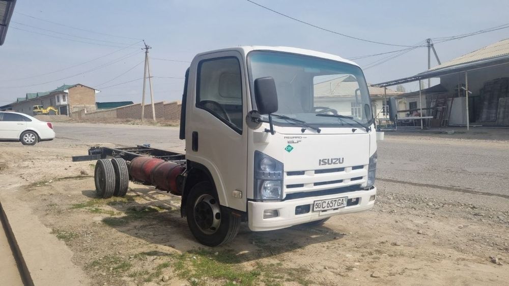 Сотилади сирочни 2010.йил..    15.000$