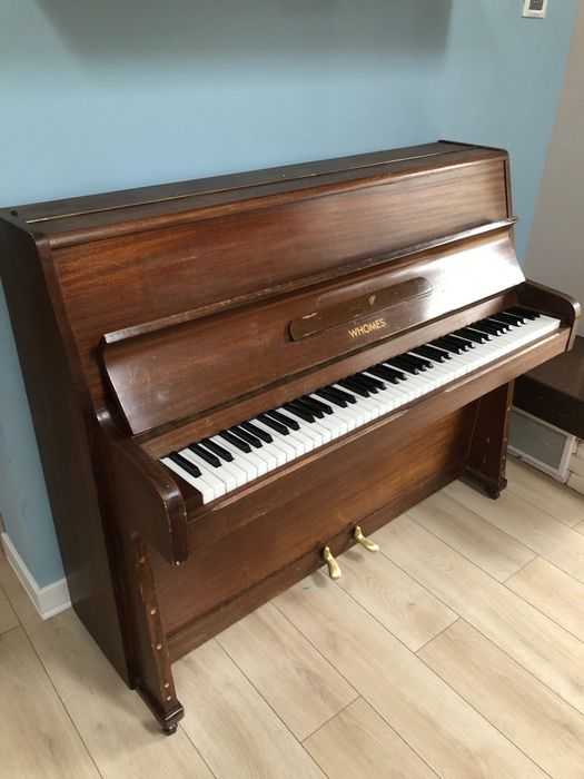 Pianina veche Whomes