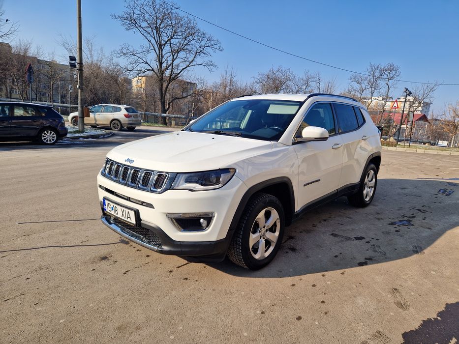 Vând JEEP Compass 4x4