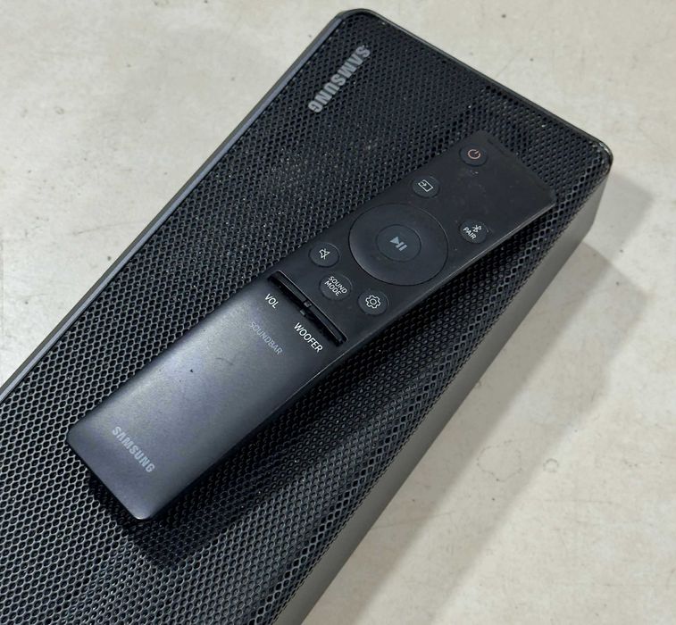 Саундбар система Samsung HW-Q60T