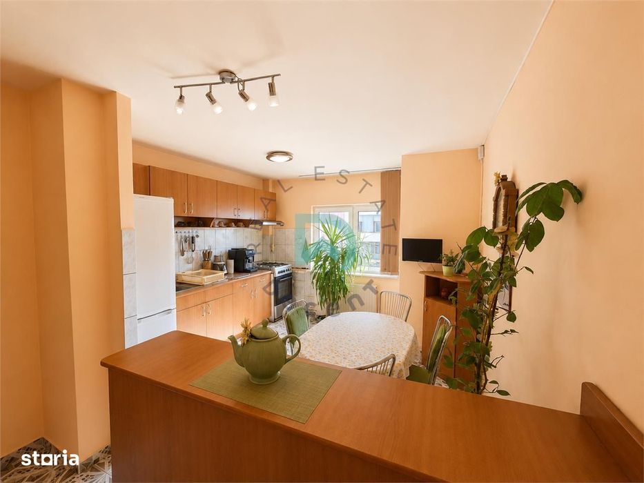 Apartament 3 camere Vlahuta, 70 mp - Brasov