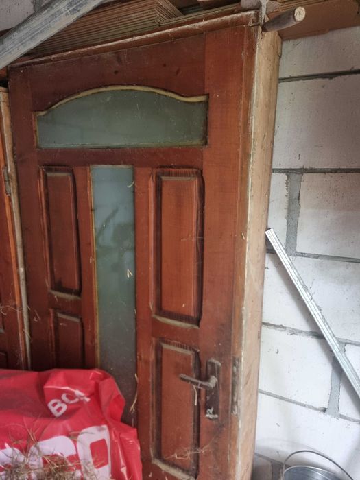 Uși de interior din lemn