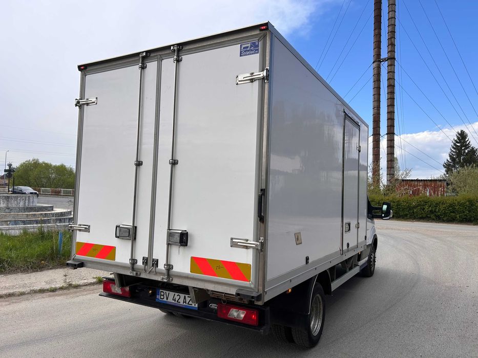 FORD Transit 2021 — imagine 3