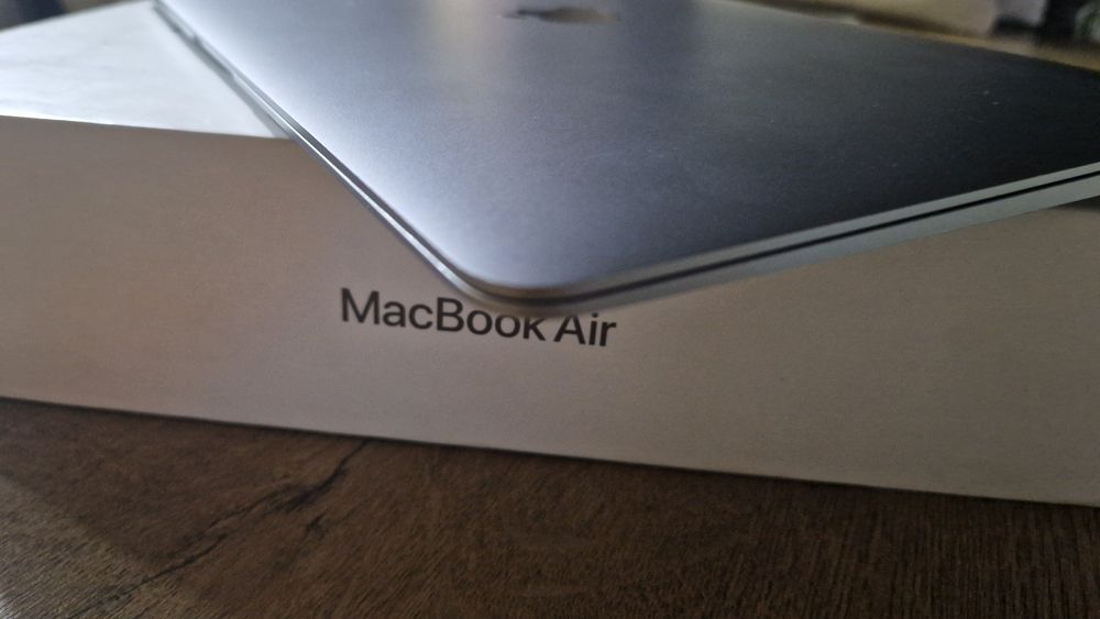 Macbook Air A2337 2020